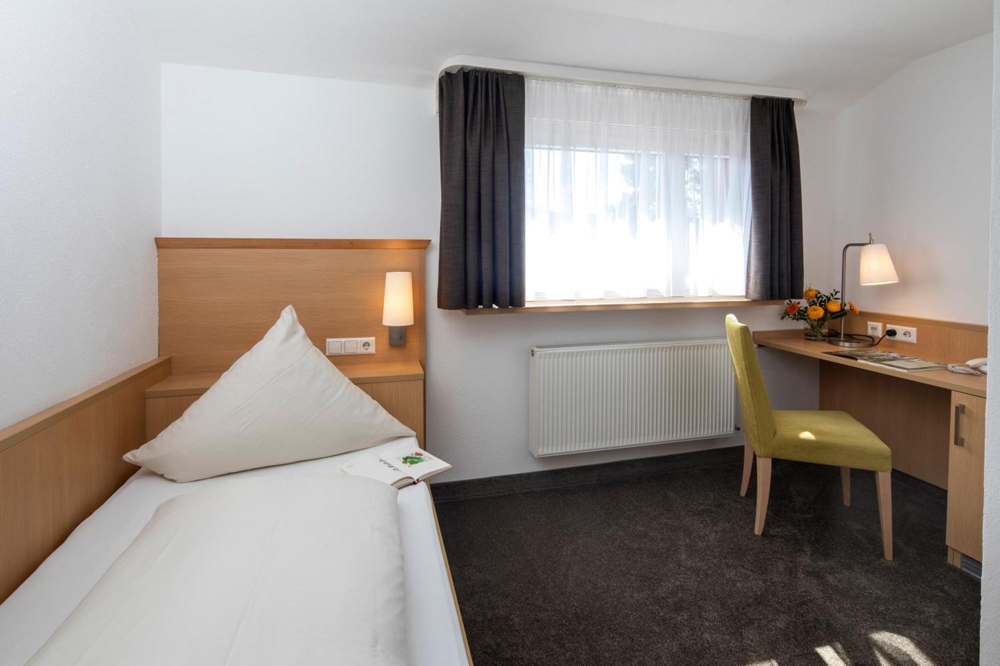 Landhotel Sonnenhalde バート・ボル エクステリア 写真